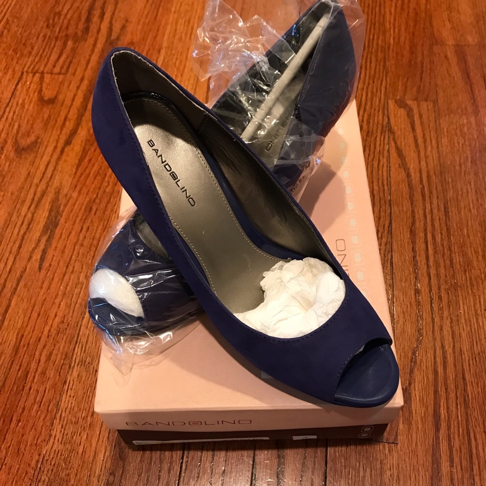 Peep toe Blue suede pumps.  Bandolino size 9.5